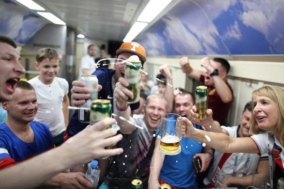Из данных Nielsen следует, что продажи пива росли каждый месяц этого года