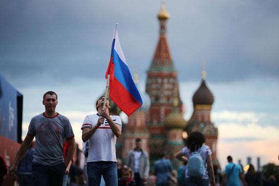 На фоне весенней подготовке к чемпионату мира уже в июне экономика замедлилась к маю