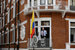 Австралийский программист, журналист и основатель WikiLeaks Джулиан Ассанж с 2012 г. находился в здании посольства Эквадора в Лондоне. WikiLeaks – международная организация, которая с 2006 г. публикует секретную информацию, полученную из анонимных источников или при утечке данной информации. В 2010 г. ресурс опубликовал секретные документы госдепартамента США. США начали расследование в отношении Ассанжа по подозрению в нарушении закона о шпионаже
