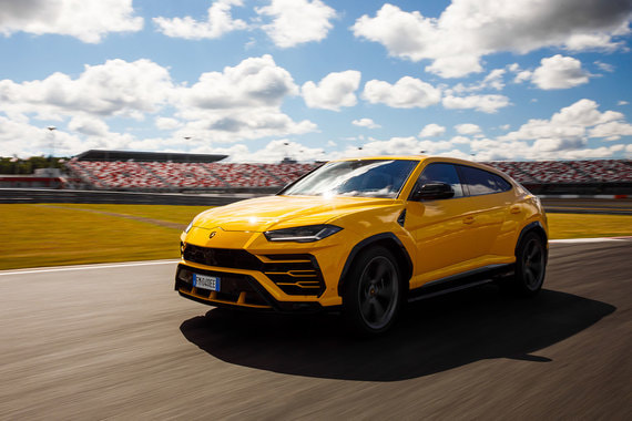 Lamborghini Urus продемонстрировал отличную управляемость на треке Moscow Raceway