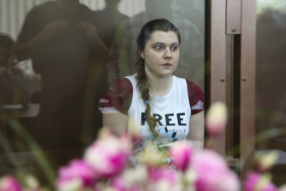 Анна Павликова, обвиняемая по «делу «Нового величия», в суде