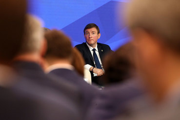 Турчак предложил отменить пенсионные льготы для депутатов и сенаторов