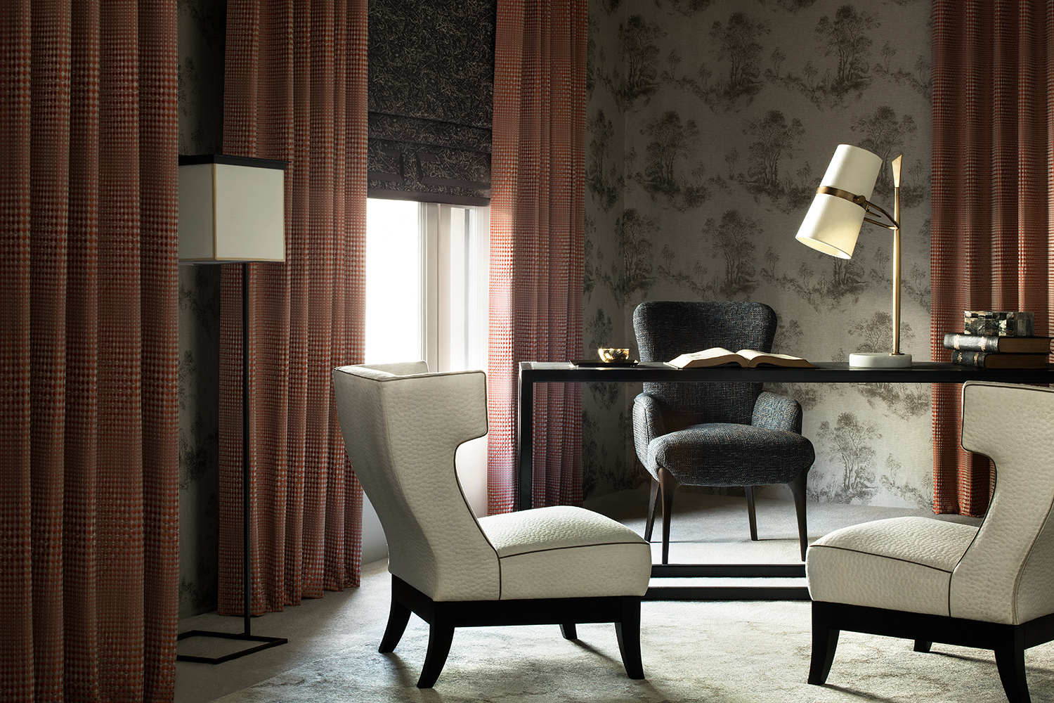 Интерьерный текстиль, вдохновленный стилем мужского гардероба, сигарных комнат и библиотек