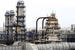 А начинается все так: из трубопровода «Транснефти» нефть попадает в установку по первичной переработке (на фото). Там ее очищают от воды, солей, песка