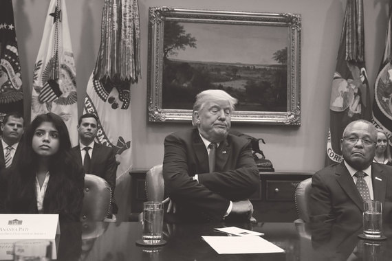 Признавшись в заговоре против Трампа, его окружение страхуется от обвинений в заговоре вместе с Трампом