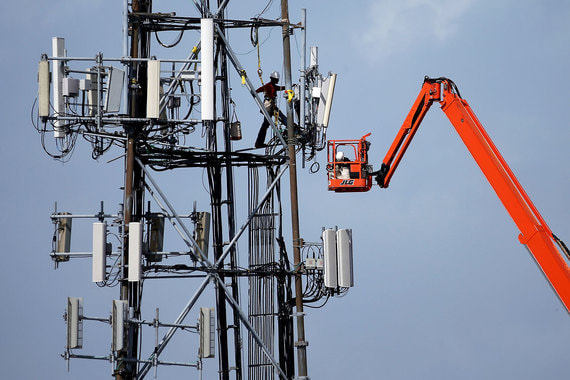 4G обеспечивает подключение до 2000 устройств на 1 кв. км, а 5G — до 1 млн устройств