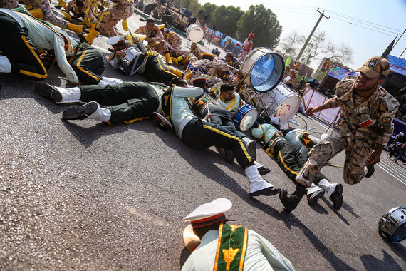 Стрельба на военном параде в Иране