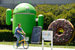 №8. Штаб-квартира компании – Googleplex – это комплекс зданий, между которыми сотрудники передвигаются на велосипедах, раскрашенных в цвета Google. Велосипеды называют gBikes, а сотрудников компании – «гуглеры» (Googlers)