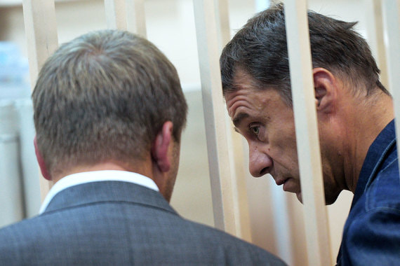 Крупный подрядчик РЖД подозревается во взятках бывшему полковнику Захарченко