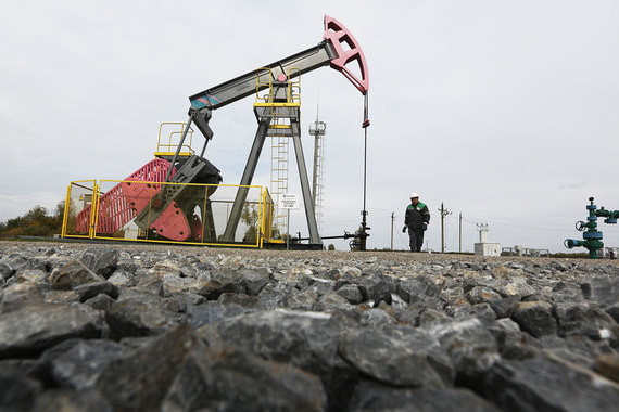 Россия готова увеличить добычу нефти, пообещал Владимир Путин