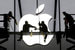 На третьем месте — Apple, также сохранившая свою позицию с прошлого года