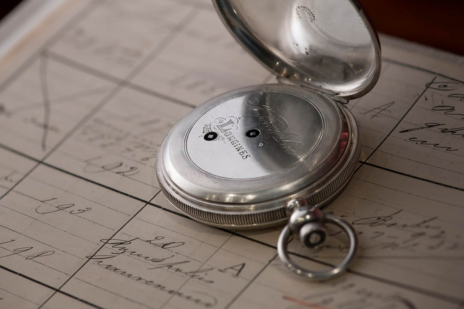 Карманные часы Longines с серийным номером 183 были произведены в 1867 году – именно тогда была открыта часовая фабрика бренда