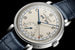 Еще одну особую награду, присудили часам Historiques Triple calendrier 1942, Vacheron Constantin (номинация «Лучшие мужские часы»). Они отображают часы, минуты и секунды, а также число, день недели и текущий месяц. Часы в корпусе из стали оценены в 20 700 франков