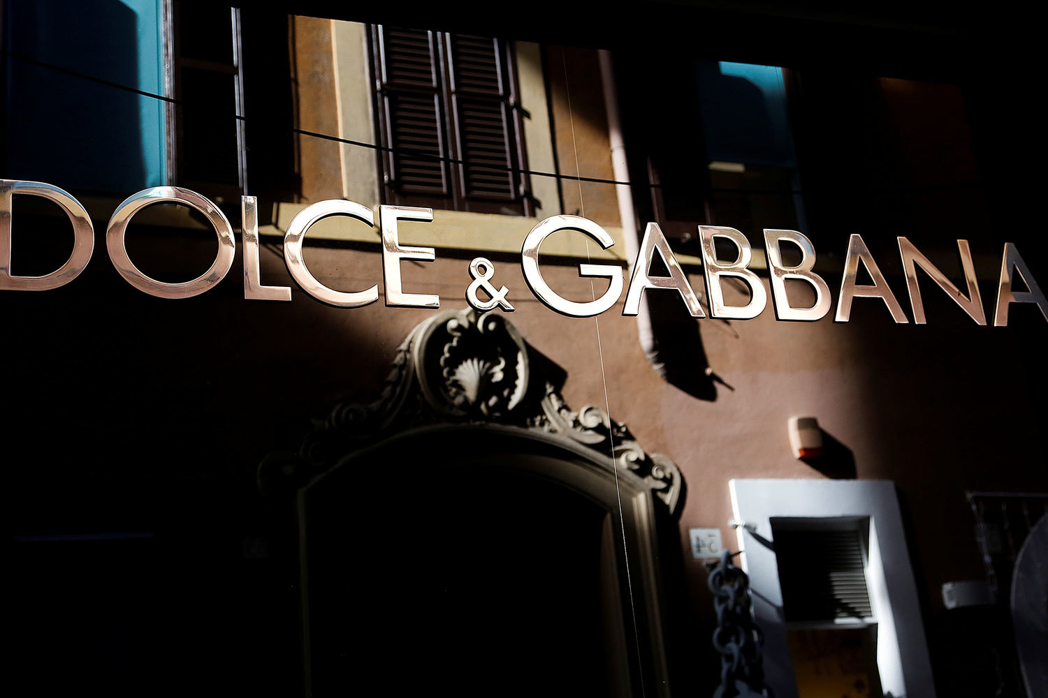 dolce and gabbana head office