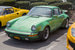 При этом будущее 911-й модели повисло на волоске - Porsche собиралась в 1979 г. заменить ее переднемоторной 928-й моделью. Сохранить икону марки решили ввиду ее стабильных продаж. А сравнительно недорогие 924-я, 944-я и 928-й помогли компании сохранить позиции на рынке во время нефтяного кризиса, падения спроса и гонений на заднемоторные автомобили в США, но затем сошли со сцены. На фото: Porsche 930 Turbo 1976 г. в необычном для модели изумрудно-зеленом цвете на фестивале Autosports Designs в штате Нью-Йорк