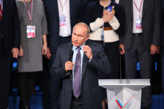 Владимир Путин снова доверил ОНФ контроль за исполнением своих указов