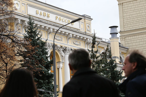 ЦБ не против знать о крупных сделках на валютном рынке заранее