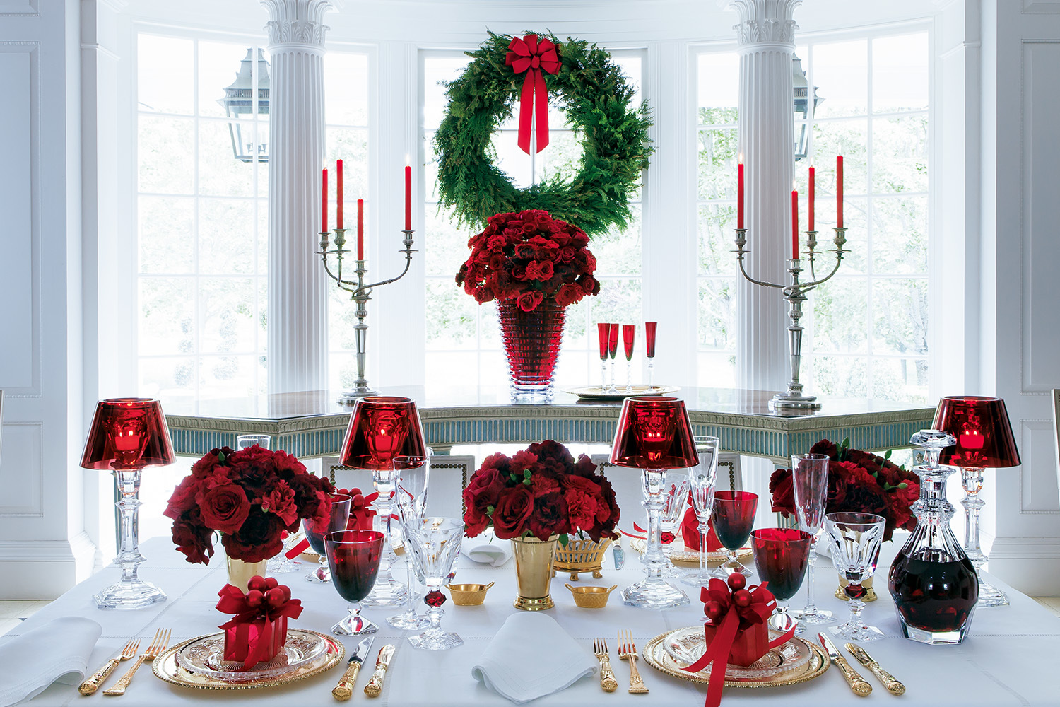 Праздник – не только застолье со своими сложными правилами сервировки, но и целая наука преподнесения подарков