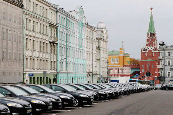 Московские власти поднимут цены на парковку в центре города