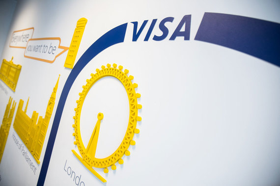 Технологии Visa в России докатились до четырех банков