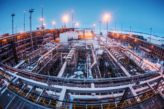 Сделку «Роснефть» и Trafigura начали готовить летом этого года, однако к ноябрю работа над ней приостановилась