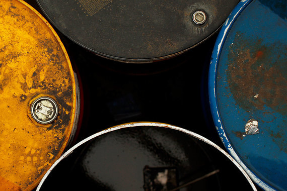 normal 1u58 Нефть продолжает дешеветь на мировом рынке