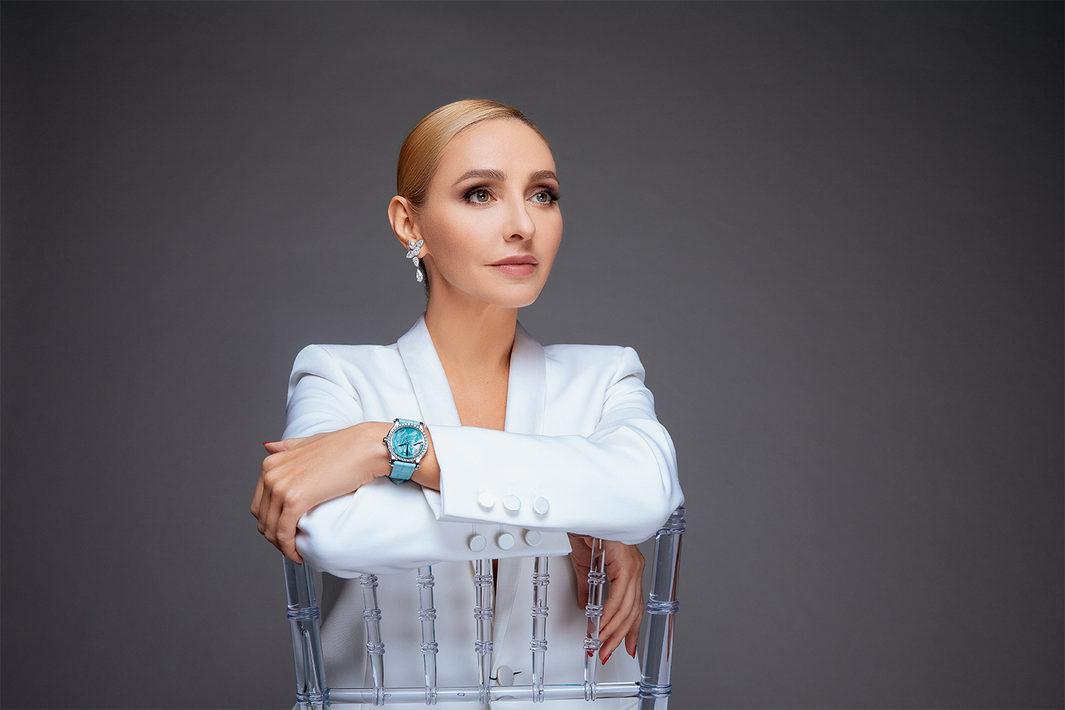 Олимпийская чемпионка по фигурному катанию и посол Дома Chopard Татьяна Навка в часах Happy Sport Tatiana Navka Edition