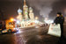 Живые ели на Соборной площади устанавливают с 1996 г., с 2001 по 2004 г. из-за сильных морозов ставили искусственные деревья. Начиная с 2005 г. на площади вновь стали устанавливать только живые деревья