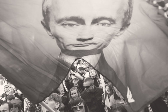 Нынешнему правлению необходим рейтинг стабильно высокий, а лучше зашкаливающий