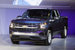 Один из самых популярных пикапов американского рынка - массивный Chevrolet Silverado еще подрос в четвертом поколении, но при этом стал легче на 200 кг. Кроме бензиновых V6 и V8 под капотом полноразмерного пикапа появится 6-цилиндровый рядный дизель 3 л, подтверждая мировой тренд на ренессанс этого типа мотора. Вскоре ожидается обновление «брата» Silverado - GMC Sierra