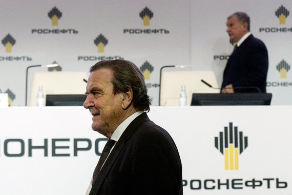 Экс-канцлер Германии Герхард Шредер и главный исполнительный директор «Роснефти» Игорь Сечин