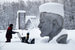 4 февраля 2019 г. Уборка снега в Историко-культурном музейном комплексе в Разливе (недалеко от Санкт-Петербурга)