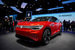 Volkswagen показывает концепт электромобиля ID. Roomzz, крупного кроссовера, который должен конкурировать с Tesla Model X