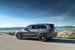 В GLS 450 4matic применяется 6-цилиндровый рядный двигатель (367 л. с. и 500 Нм), также электрифицированный с помощью 48-вольтовой технологии с ISG, дающий функцию форсажа EQ Boost