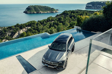 Mercedes-Benz представил новое поколение внедорожника GLS