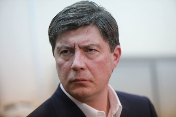Девелоперский и нефтяной бизнесы оказались слишком дорогими для Алексея Хотина: банк «Югра» кредитовал их на деньги вкладчиков, это привело к его аресту