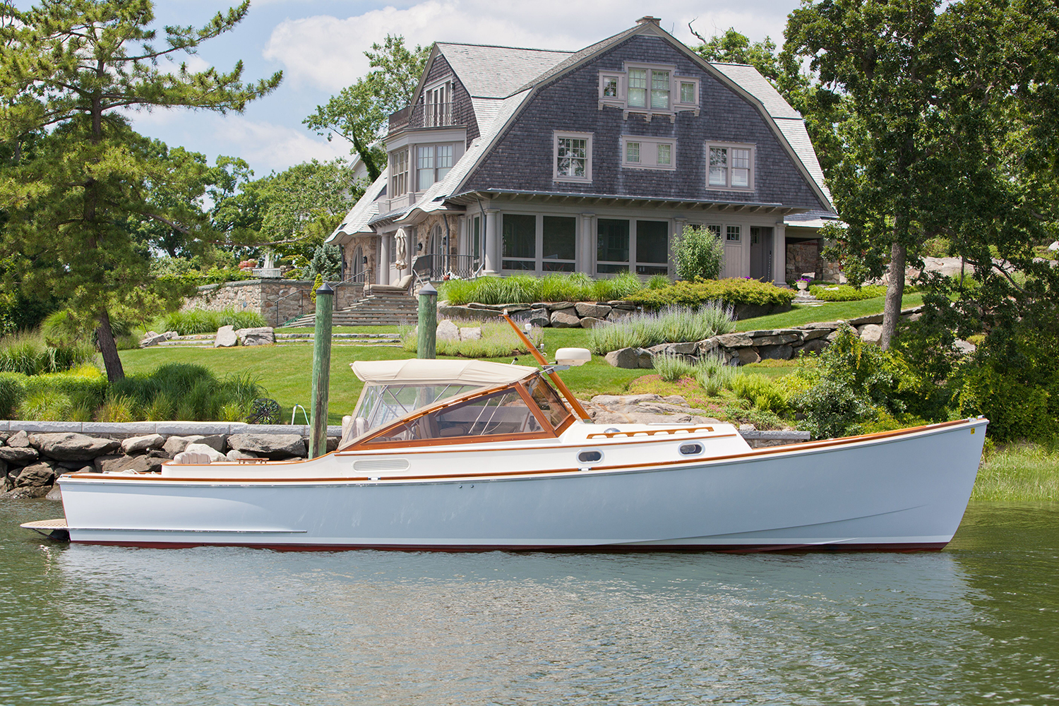 Ландшафтный дизайн на территории усадьбы разработан выдающимся архитекторами Джеймсом ван Свиденом и Вольфгангом Ёме