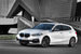 BMW 118i оснащен 3-цилиндровым 1,5-литровым бензиновым двигателем с турбонаддувом мощностью 140 л. с. Модель можно заказать с 6-скоростной ручной или с 7-ступенчатой роботизированной КПП