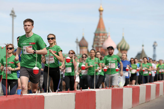 Марафон «Бегущие сердца» прошел в центре Москвы