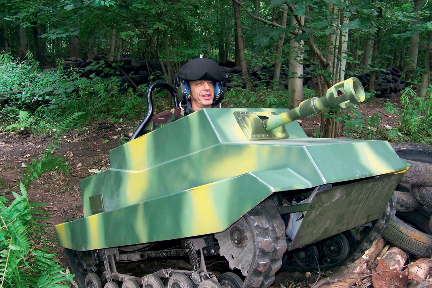 Мини-танк от Funtrak Ltd