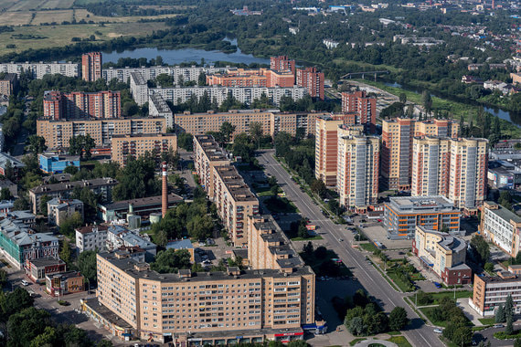 Потребуется не менее 5–7 лет, чтобы сформировался устойчивый интерес покупателей к городским квартирам за 80–100 км от МКАД. Сейчас востребованы города на магистральных железных дорогах, такие как Орехово-Зуево (на фото)