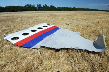Международные расследователи обвинили в крушении MH17 четырех человек