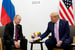 Дональд Трамп при журналистах два раза подряд попросил Владимира Путина не вмешиваться в американские выборы. В открытой части встречи российский президент на просьбу не ответил