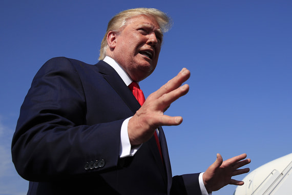 «Трамп попадал в скандалы практически всю свою жизнь и пережил их. Кажется, что он несокрушим», – признал британский посол