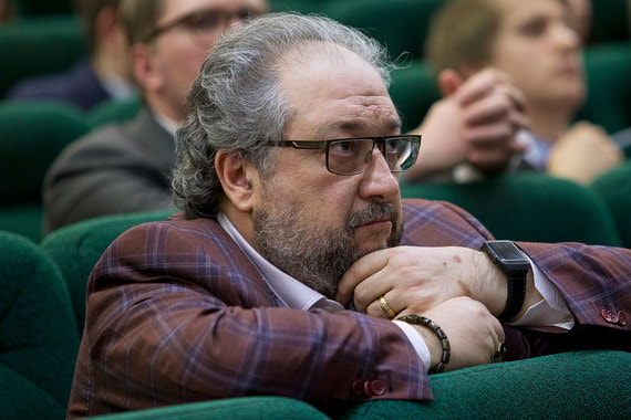 Высокий суд Лондона арестовал имущество Минца и его сыновей на $600 млн default 1km5 Высокий суд Лондона арестовал имущество Минца и его сыновей на $600 млн