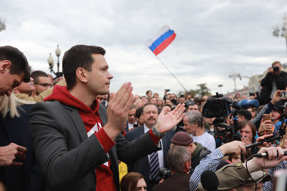Акция оппозиции из-за выборов в Мосгордуму переросла в бессрочный протест