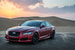 Одни из самых жарких споров разгорелись вокруг силуэта Jaguar XJ — купе или седан