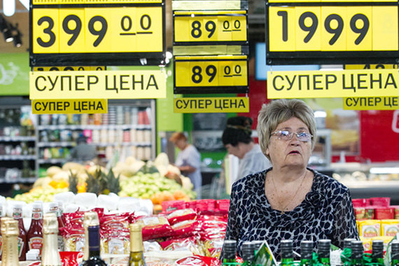 В ближайшие недели дефляция сохранится, единодушны экономисты