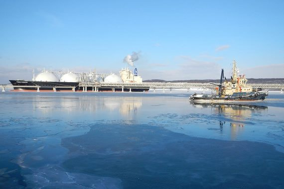Первая очередь нового американского завода по сжижению газа готовится к первой коммерческой отгрузке