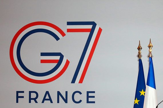 Президенты США и Франции предложили вернуть Россию в G7